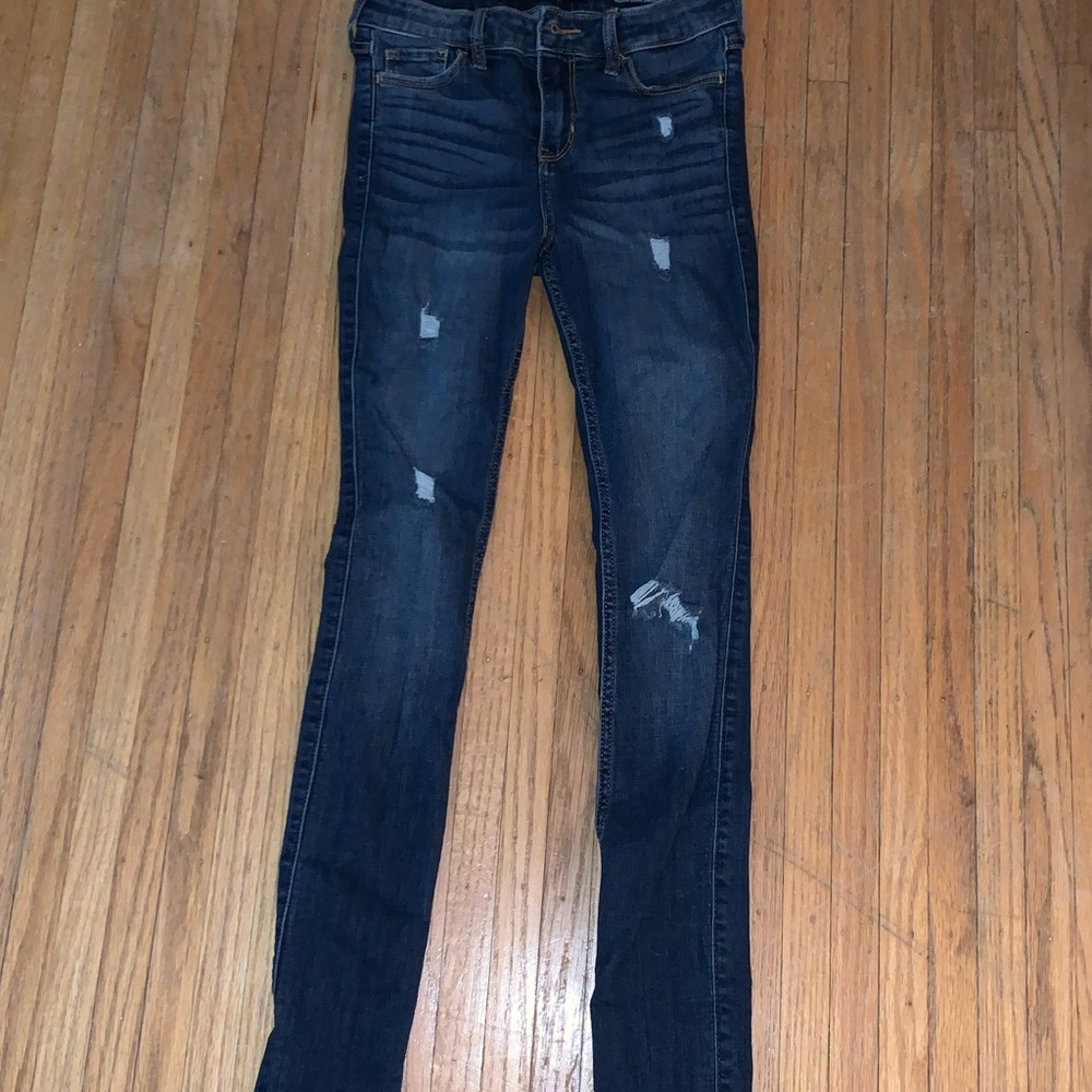 DARK BLUE JEANS